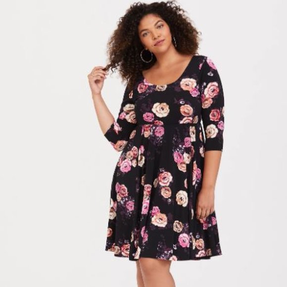 torrid Dresses & Skirts - NWT Torrid Floral Dress Size 0